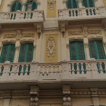 Palazzo Lagioia 2: Prestigioso Miniappartamento Triggiano Buitenkant foto