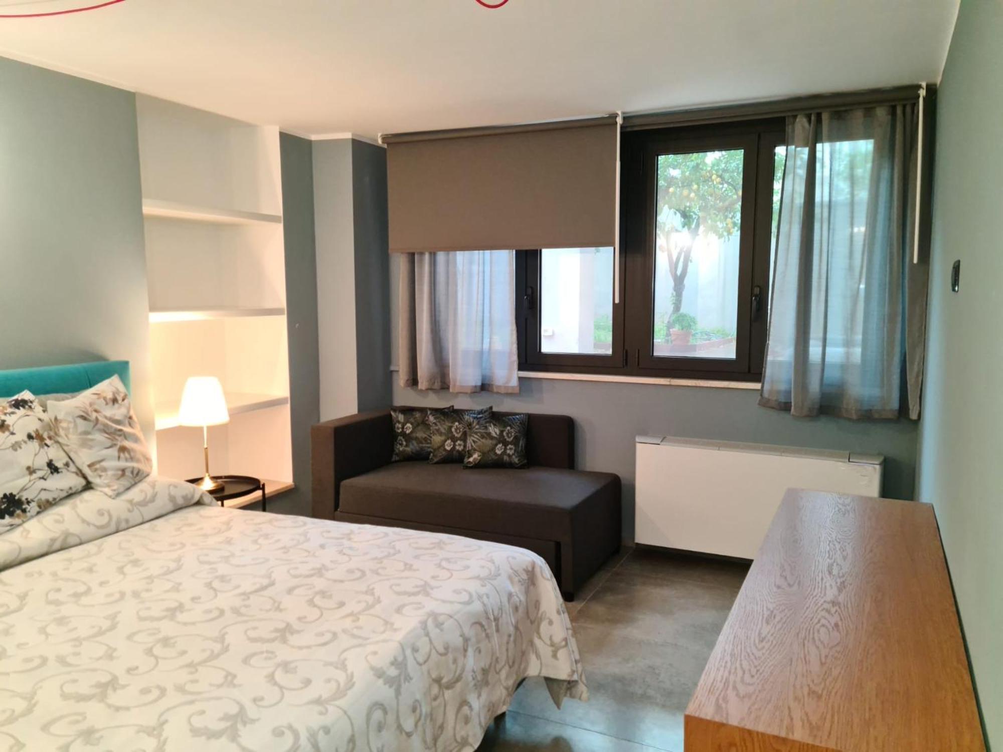 Palazzo Lagioia 2: Prestigioso Miniappartamento Triggiano Buitenkant foto