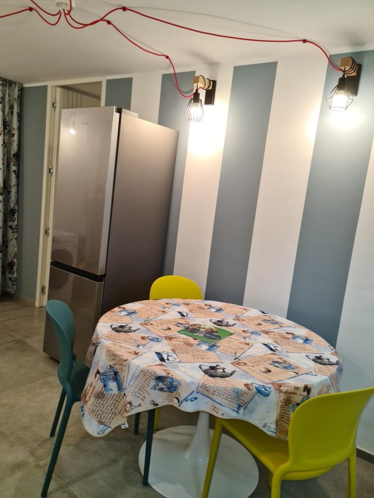 Palazzo Lagioia 2: Prestigioso Miniappartamento Triggiano Buitenkant foto
