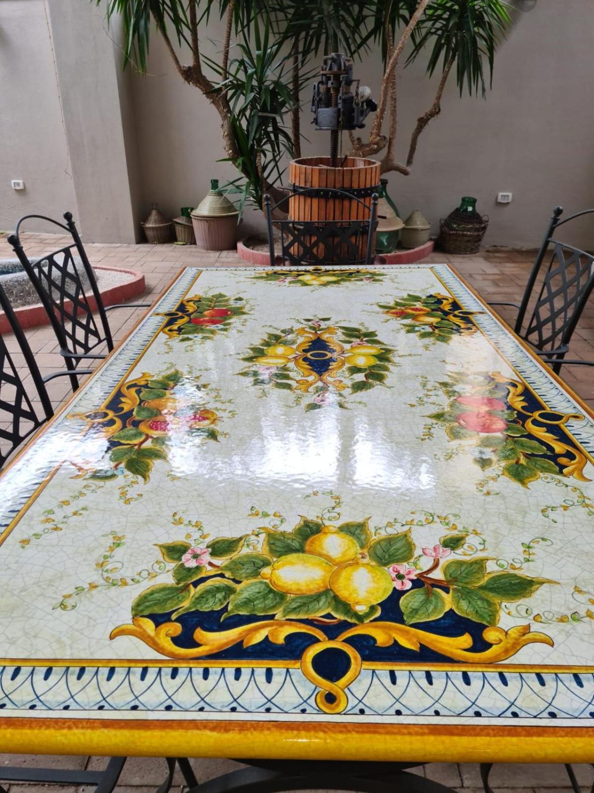 Palazzo Lagioia 2: Prestigioso Miniappartamento Triggiano Buitenkant foto